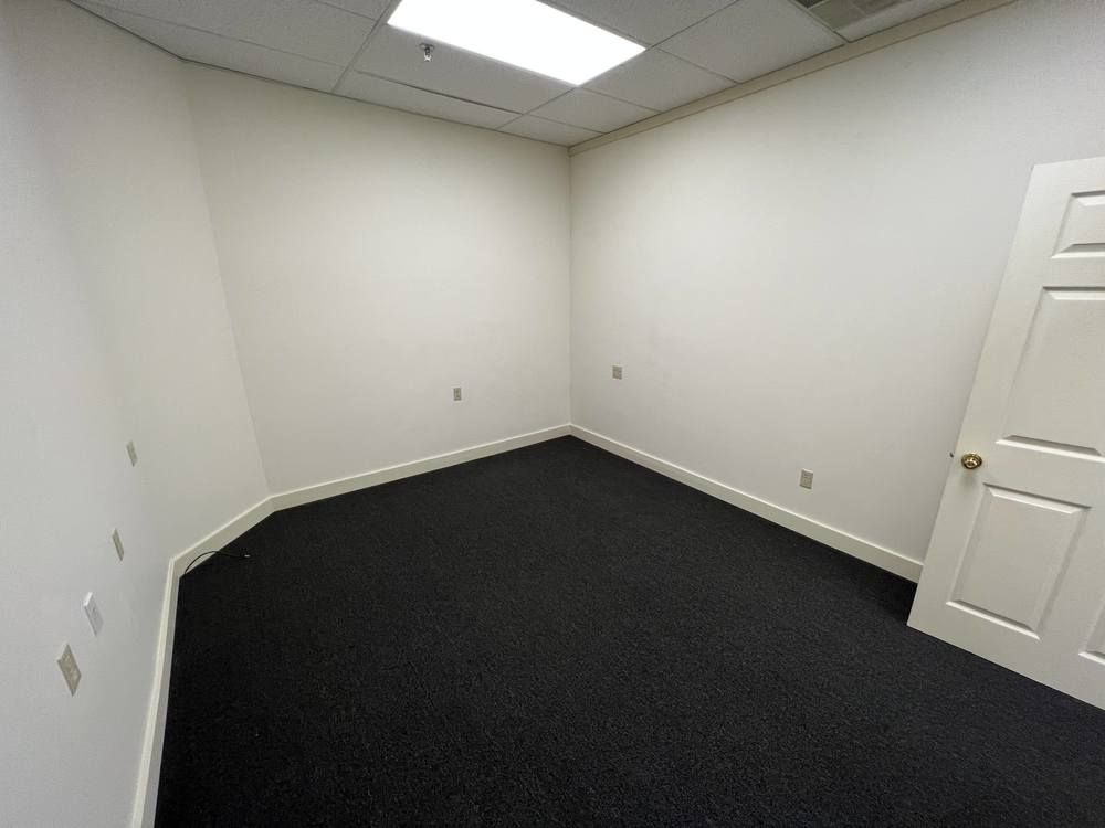 13 Washington St, Sanford, ME 04073